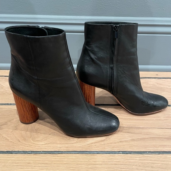 Loeffler Randall Wilder Black Leather Bootie Size 8.5 - Picture 3 of 13